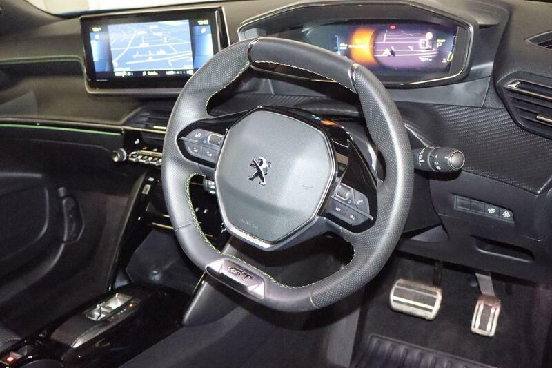 Peugeot e-2008 100Kw Active Premium 50Kwh Black #11