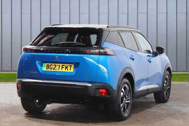 Peugeot e-2008 50Kwh Gt 7Kw Charger Blue #5