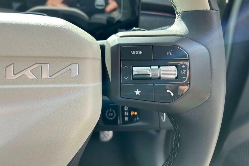 Kia EV3 Kia Ev3 81.4Kwh Gt-line S Suv 2 Black #16