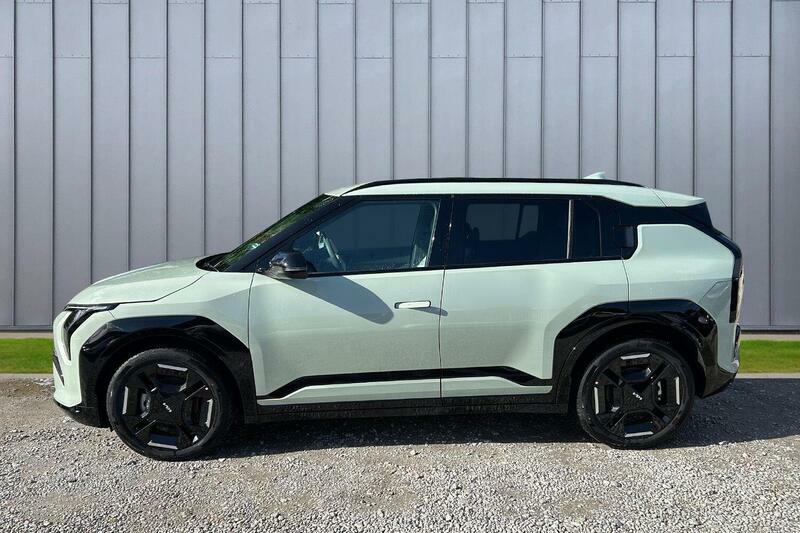Kia EV3 Kia Ev3 81.4Kwh Gt-line S Suv 2 Black #9