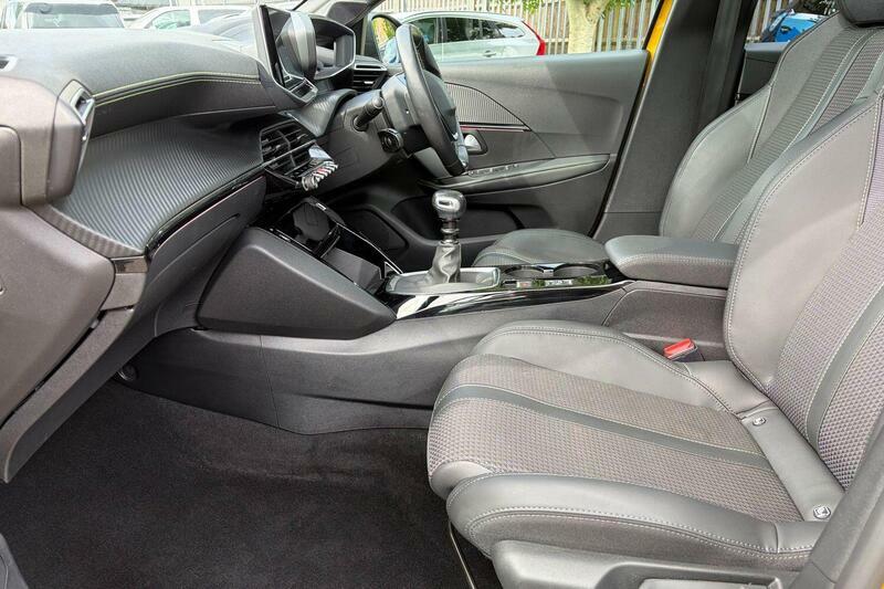 Peugeot 208 1.2 Puretech Gt Euro 6 Ss Yellow #2