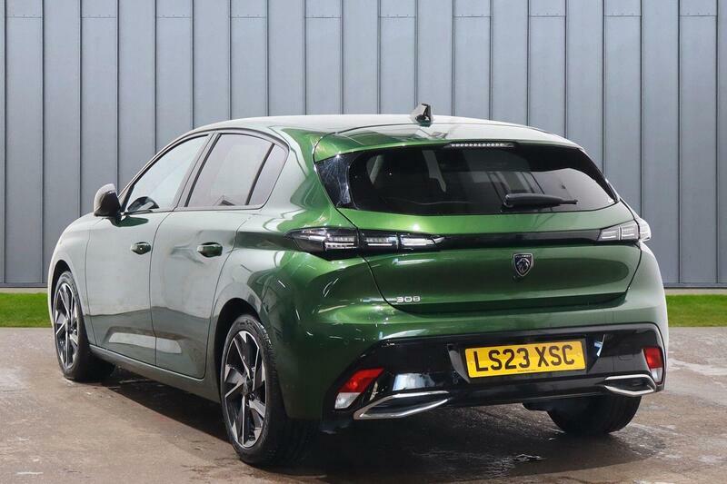 Peugeot 308 1.2 Puretech Allure Premium Eat Euro 6 Ss Green #3