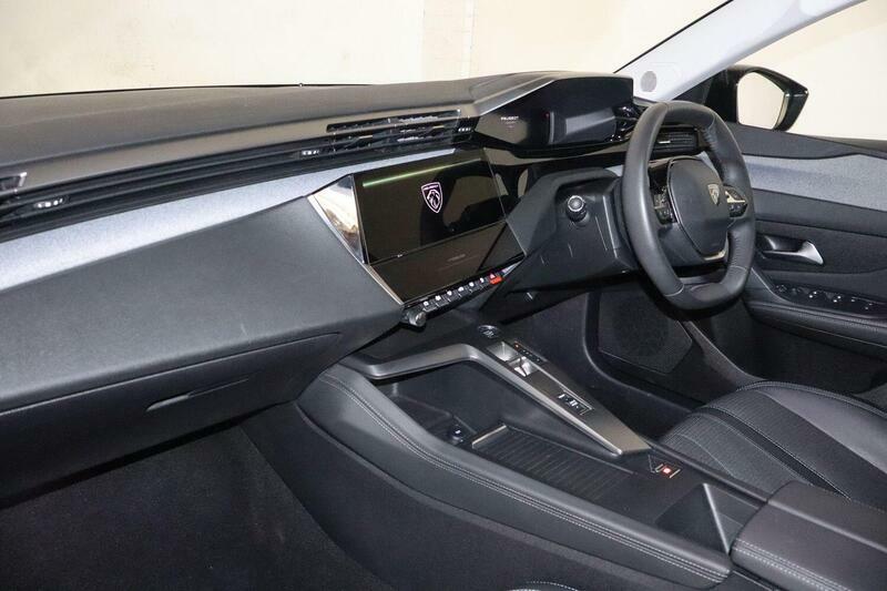 Peugeot 308 1.2 Puretech Allure Premium Eat Euro 6 Ss Green #2