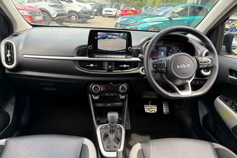 Kia Picanto Hatchback Red #9