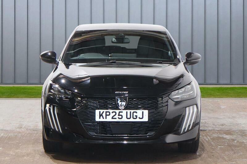 Peugeot 208 1.2 Gt E-dsc6 Euro 6 Ss Black #3