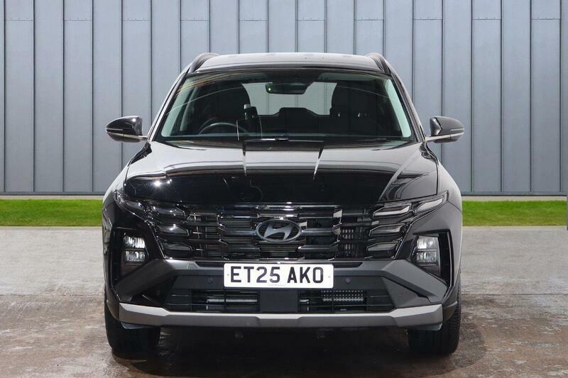 Hyundai Tucson 1.6 T-gdi 13.8Kwh Premium Euro 6 Ss ET25AKO Black #3