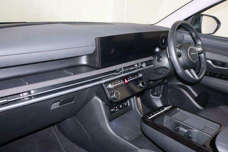 Hyundai Tucson 1.6 T-gdi 13.8Kwh Premium Euro 6 Ss ET25AKO Black #2