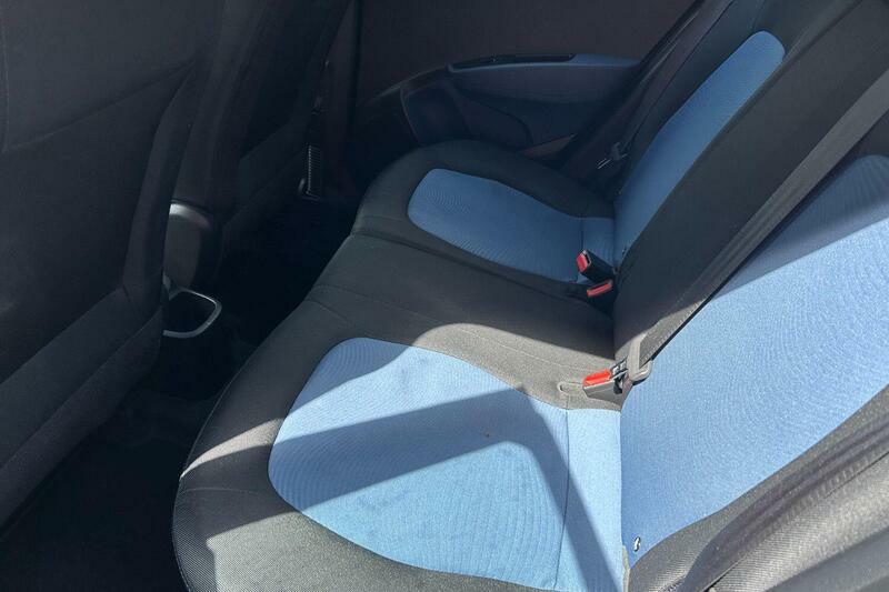 Hyundai I10 Hatchback Blue #10