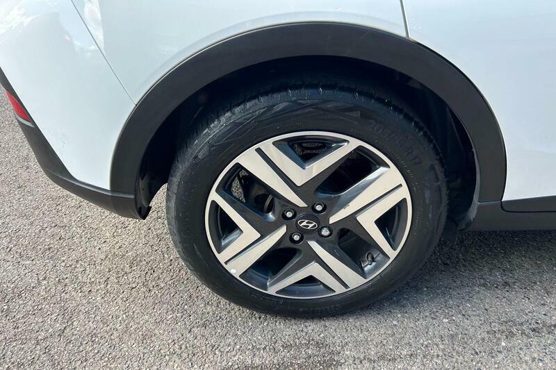 Hyundai Bayon Se Connect Grey #12