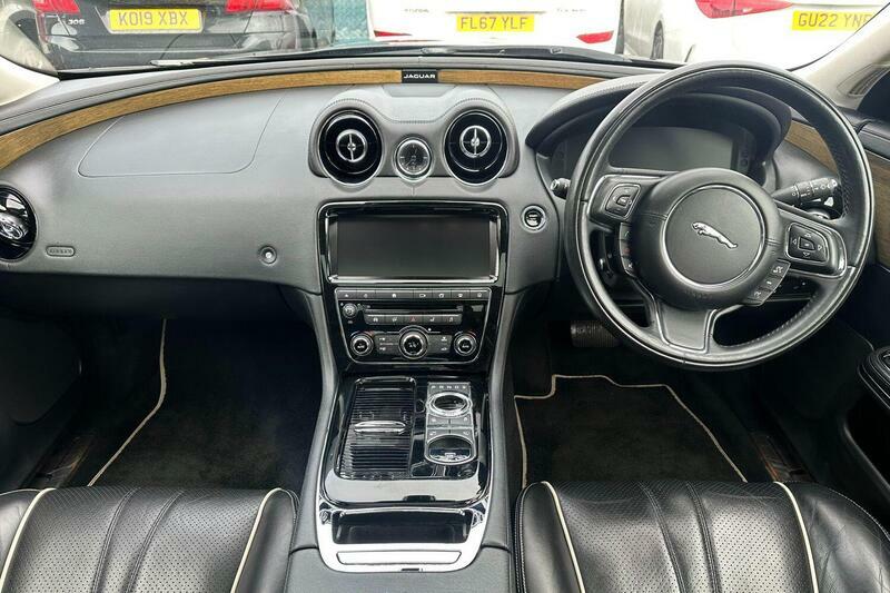 Jaguar XJ Xj50 V6 D Black #10