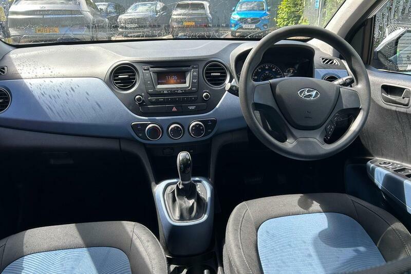 Hyundai I10 Se Blue #9