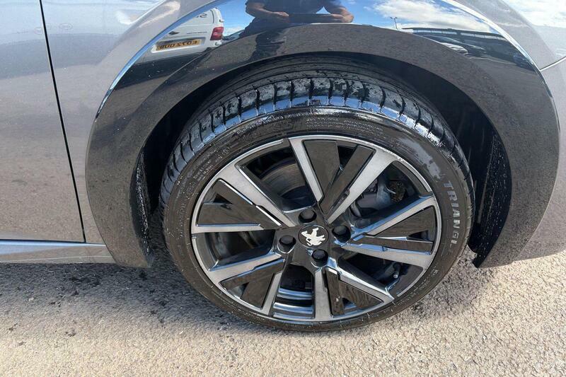 Peugeot 208 Active Premium Grey #20