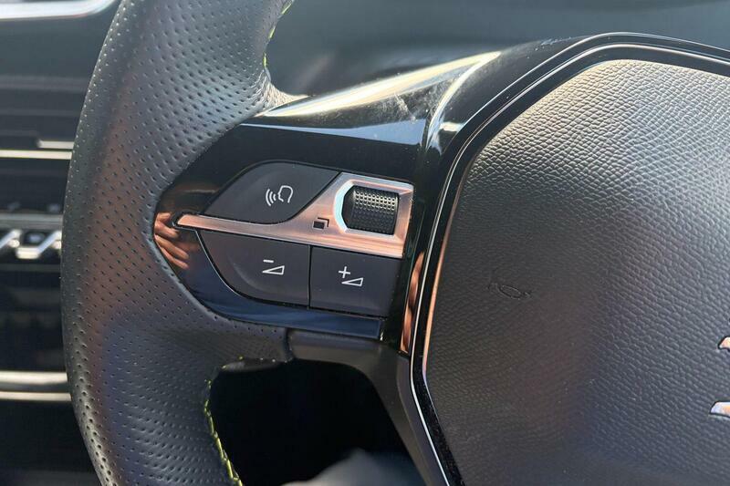 Peugeot 208 Active Premium Grey #11