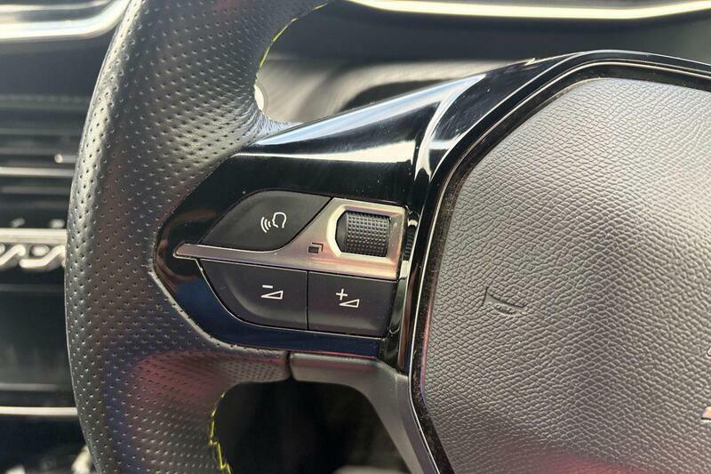 Peugeot 2008 Hatchback Blue #12