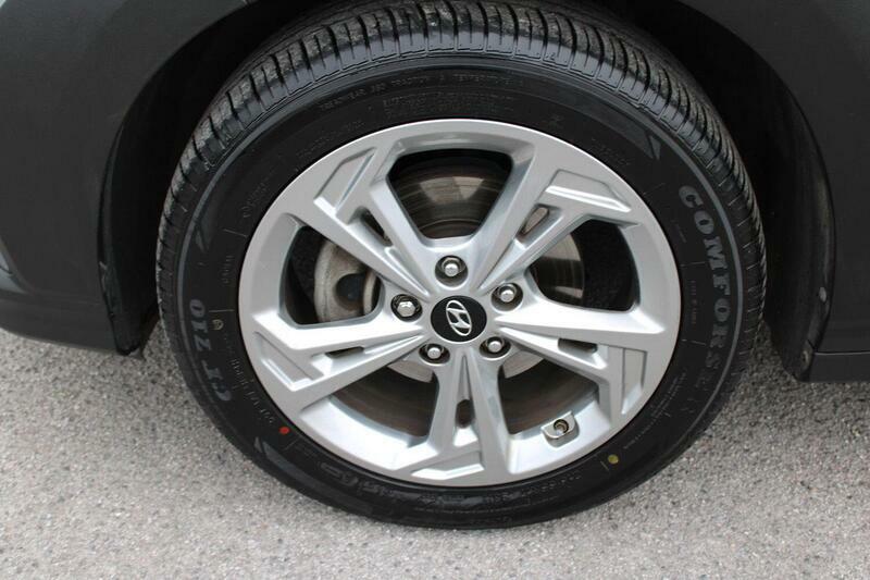 Hyundai Kona Hatchback Grey #17