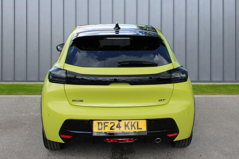 Peugeot 208 1.2 Puretech 100 Gt Yellow #7
