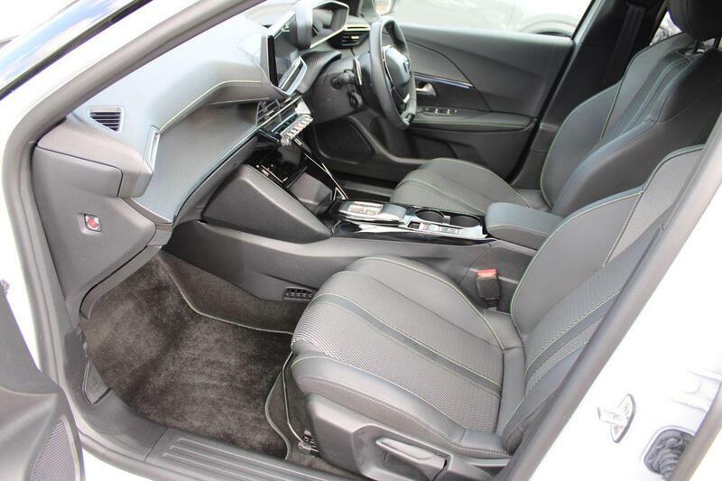 Peugeot 2008 1.2 Gt E-dsc6 Euro 6 Ss White #2