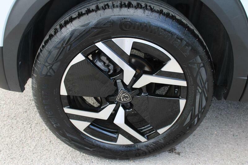 Peugeot 2008 1.2 Puretech Active White #14