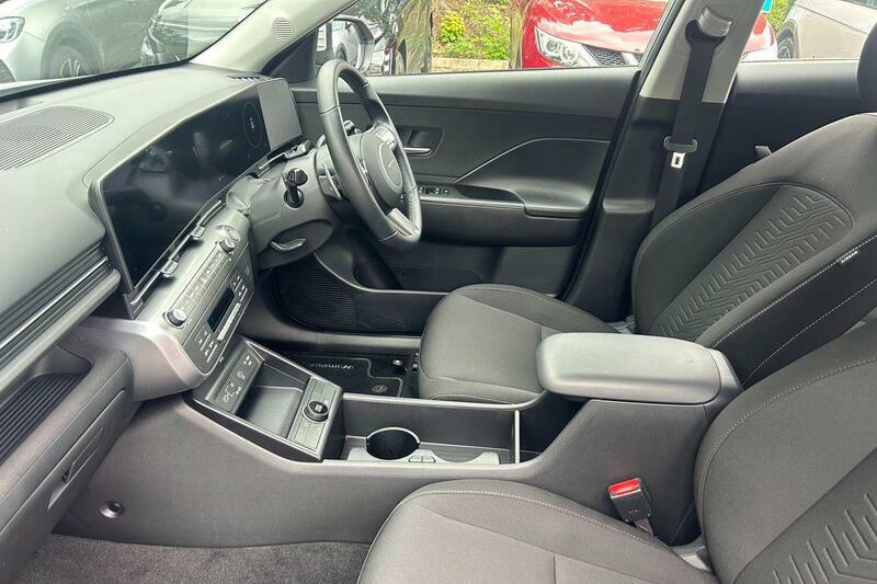 Hyundai Kona 1.6 H-gdi Advance Dct Euro 6 Ss Grey #2