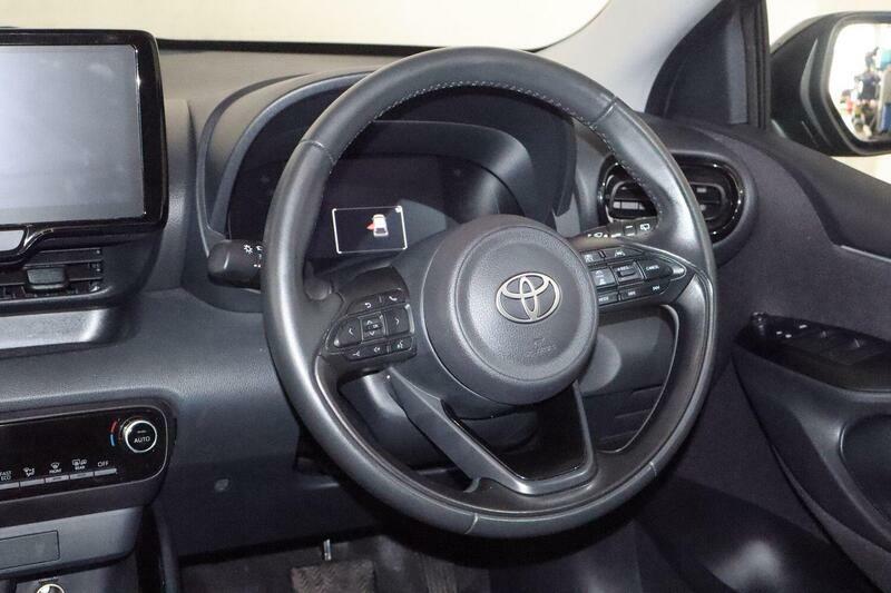 Toyota Yaris Excel Blue #18