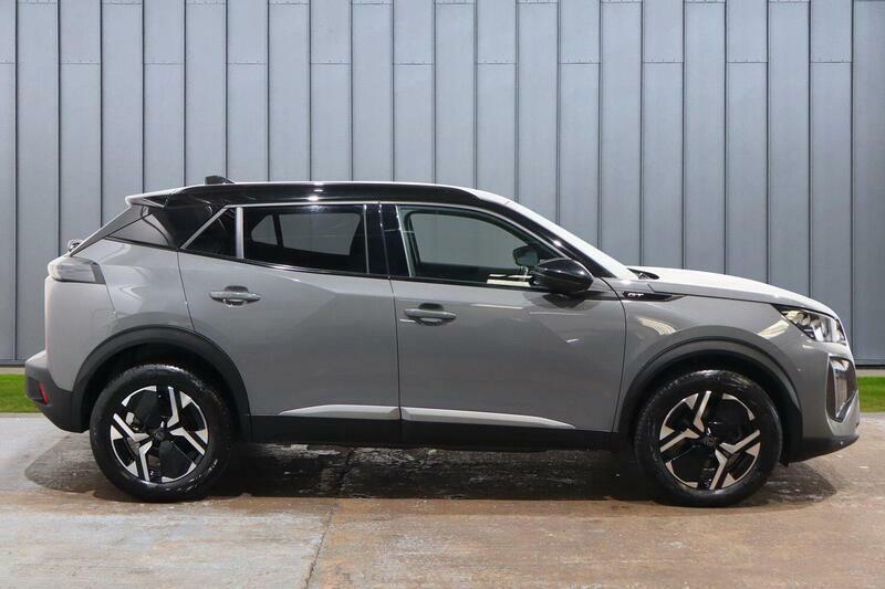 Peugeot 2008 Gt Black #8