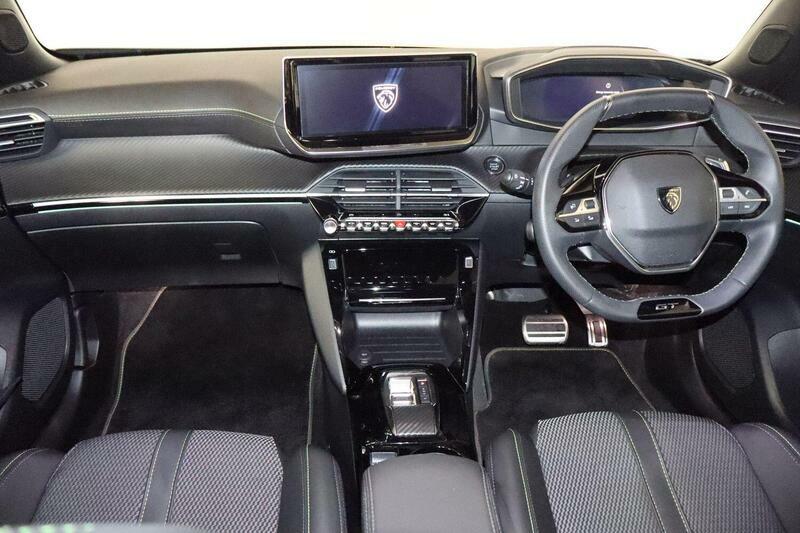Peugeot 2008 Gt Black #10