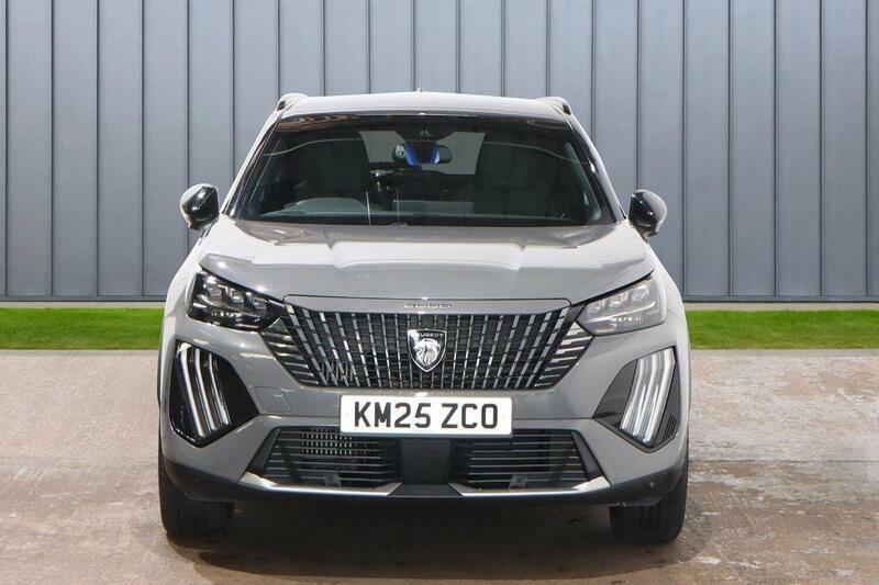 Peugeot 2008 Gt Black #3