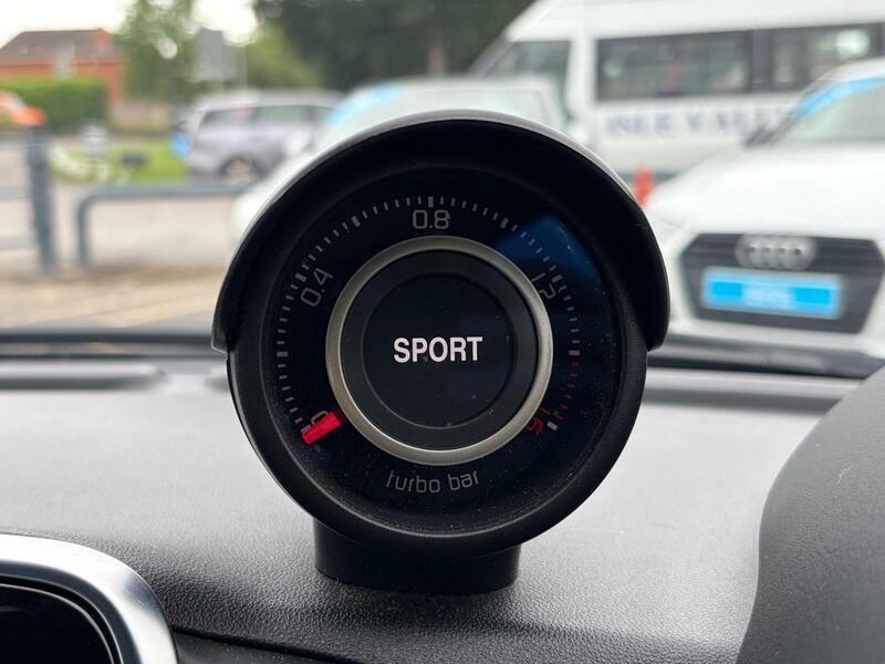 Abarth 595 1.4 T-jet 145 17In Alloys Nav White #12
