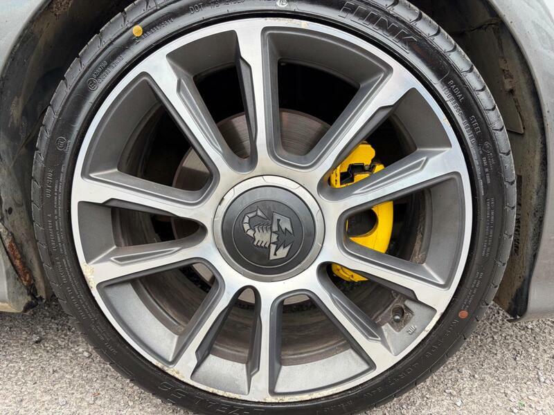 Abarth 595 1.4 T-jet 145 17In Alloys Nav White #29