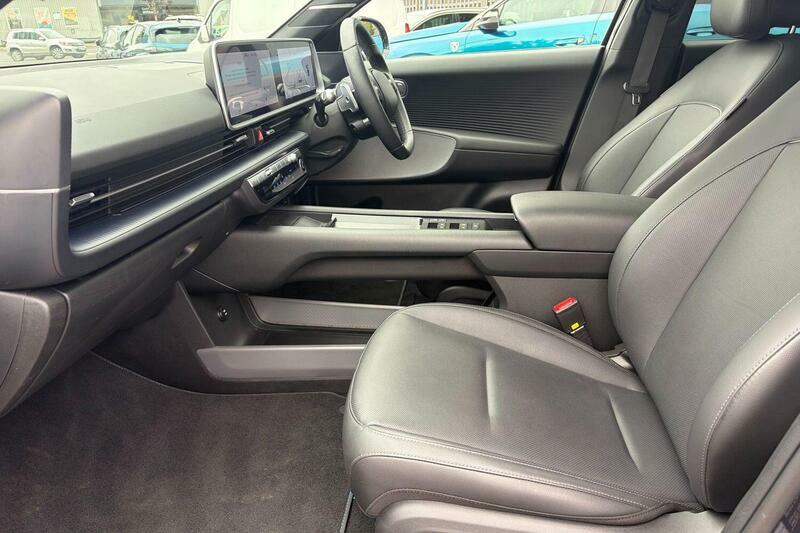 Hyundai Ioniq 6 First Edition Blue #2