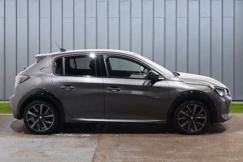 Peugeot 208 1.2 Puretech Active Premium Hatchback #8