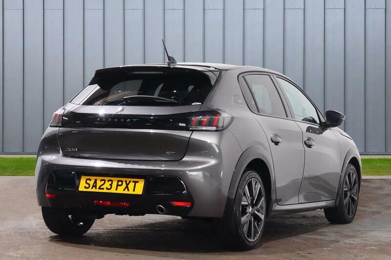 Peugeot 208 1.2 Puretech Active Premium Hatchback #7