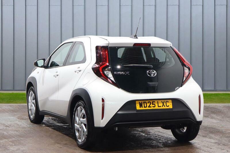 Toyota Aygo X 1.0 Vvt-i Pure X-shift Euro 6 Ss White #4
