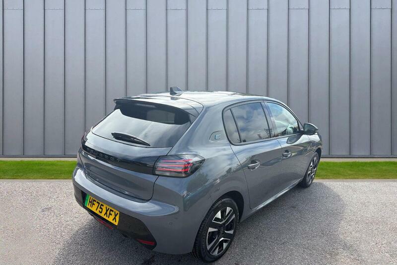 Peugeot e-208 50Kwh Active Premium Hatchback  #7