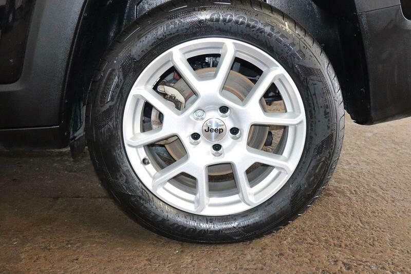 Jeep Renegade 1.5 E-hybrid Altitude Dct 2025 Grey #16