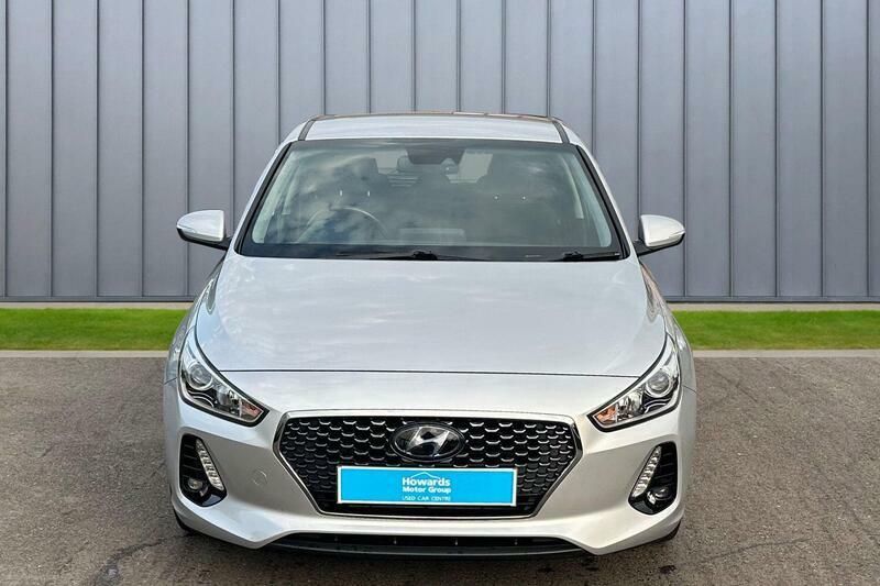 Hyundai I30 1.4 T-gdi Blue Drive Se Nav Euro 6 Ss Silver #4