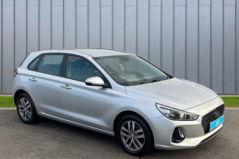 Hyundai I30 1.4 T-gdi Blue Drive Se Nav Euro 6 Ss Silver