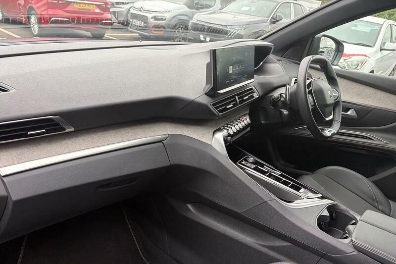 Peugeot 5008 1.5 Bluehdi Gt Eat Euro 6 Ss Grey #2