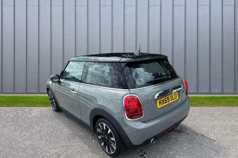 Mini Hatch 1.5 Cooper Exclusive Steptronic Euro 6 Ss Grey #3