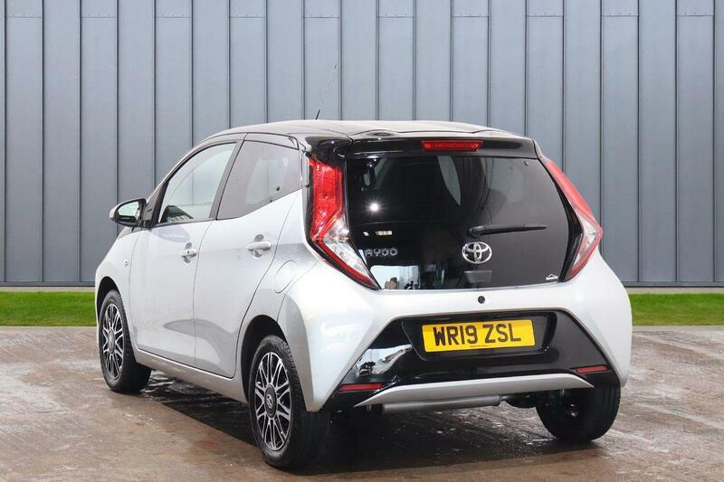 Toyota Aygo 1.0 Vvt-i X-clusiv Euro 6 Safety Sense Silver #5