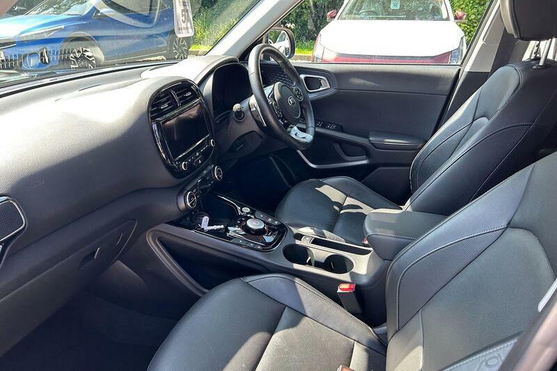 Kia Soul 64Kwh First Edition Black #2