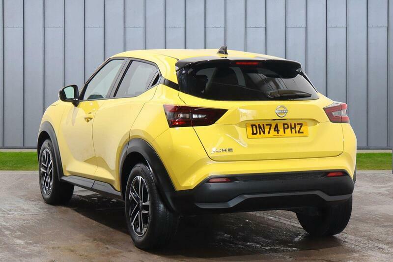 Nissan Juke 1.0 Dig-t N-connecta Euro 6 Ss Yellow #5
