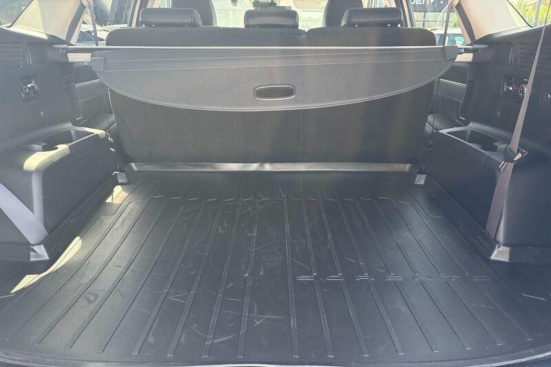 Kia Sorento Suv Black #16