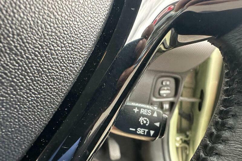 Peugeot 108 1.0 72 Allure Grey #12
