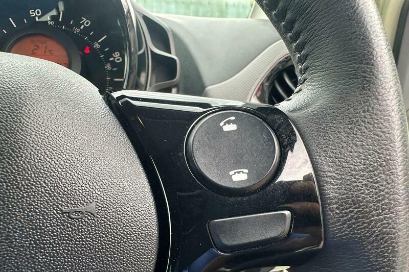 Peugeot 108 1.0 72 Allure Grey #15