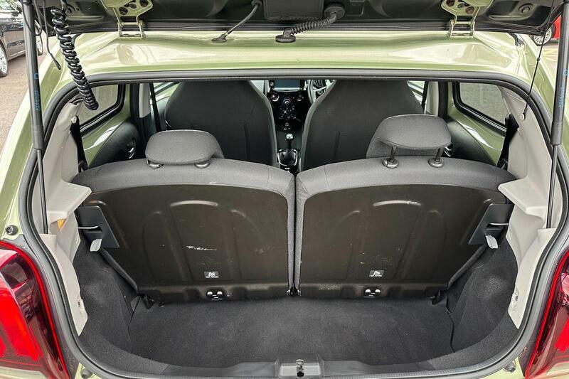 Peugeot 108 1.0 72 Allure Grey #23