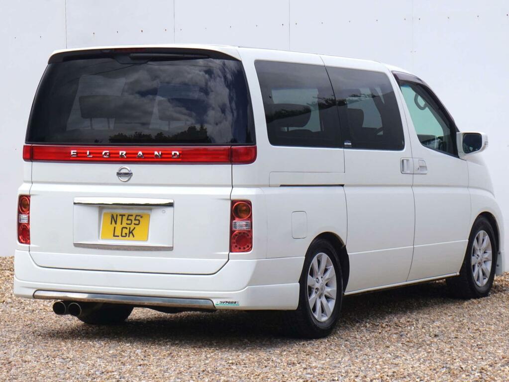 Nissan Elgrand 3.5 V6 White #6