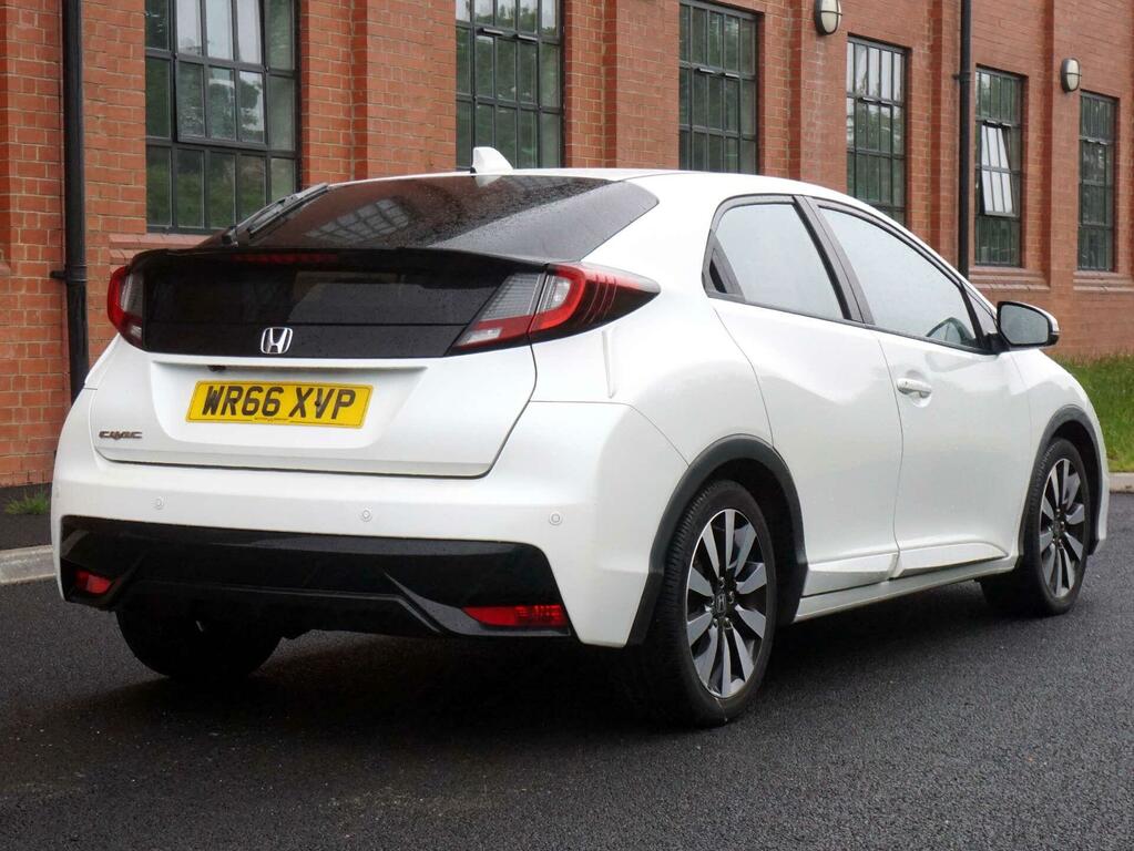 Honda Civic Se Plus White #3