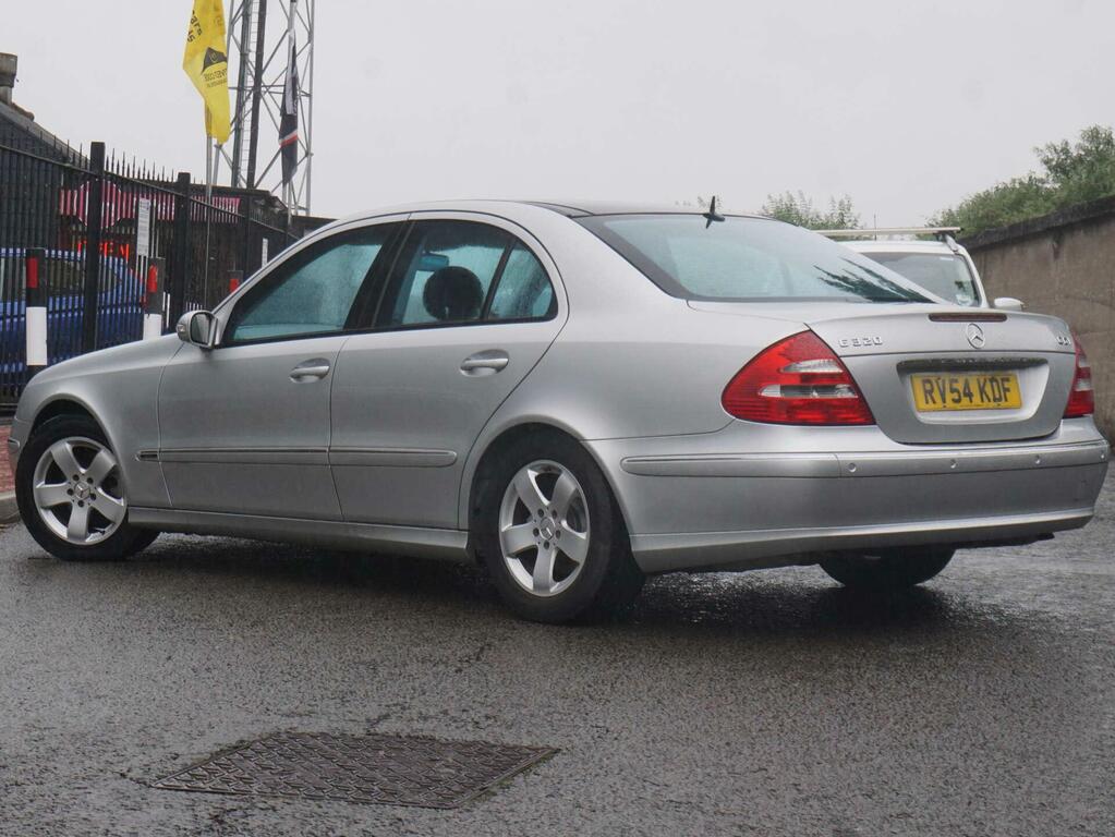 Mercedes-Benz E Class Avantgarde Silver #4