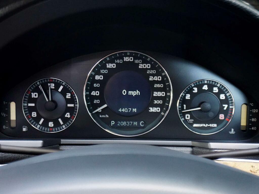 Mercedes-Benz E Class Elegance White #6